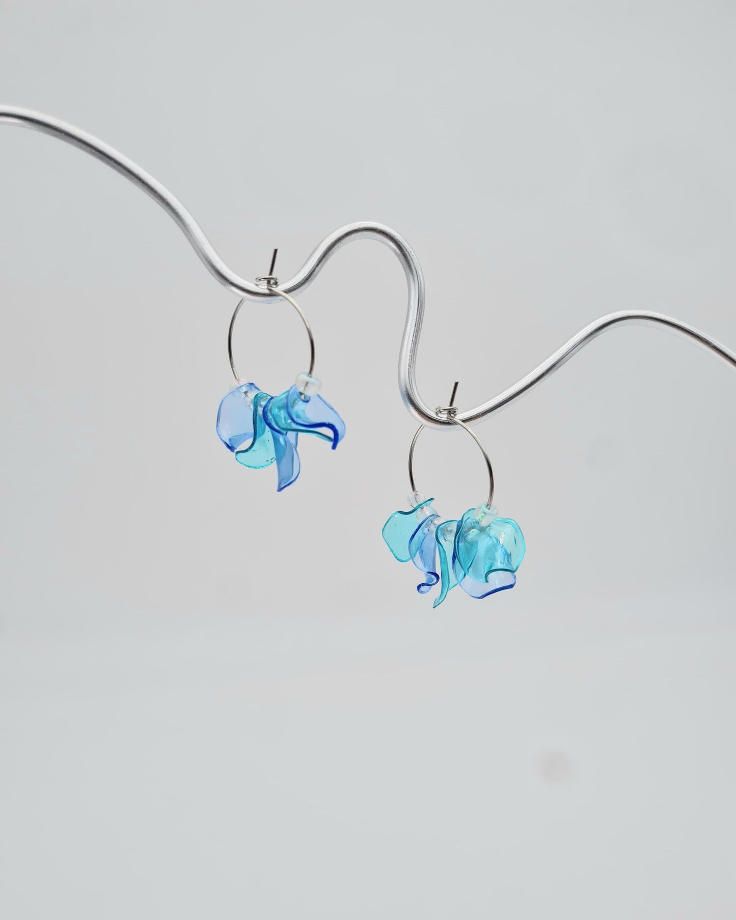 Upcycling Ohrringe Creolen Einzelstücke - FLAMES